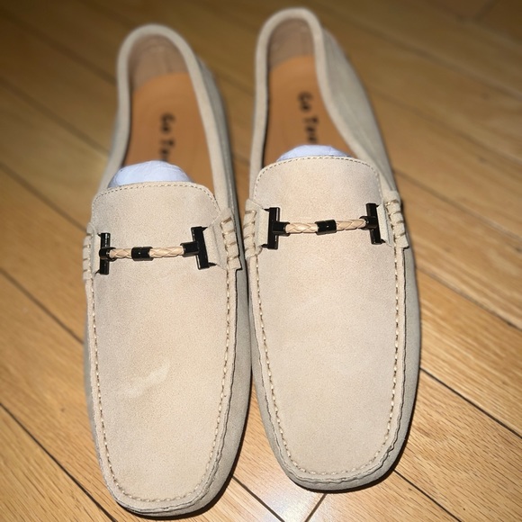 BRAND NEW MENS BEIGE PENNY LOAFERS NWT - Picture 3 of 7